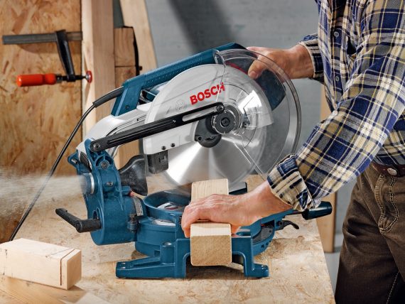 BOSCH GCM10M