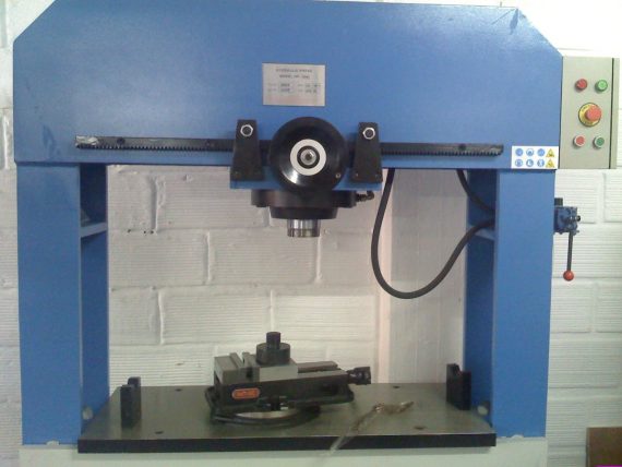 REXON PY150/35